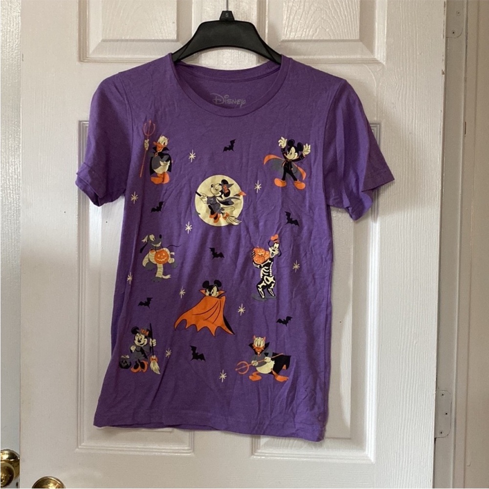 Harvey’s x Disney Mickey & Friends Halloween Spooky Shirt T-Shirt